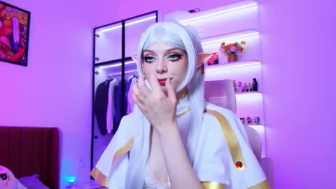 Holli online show from March 2026 11:19:02 PM