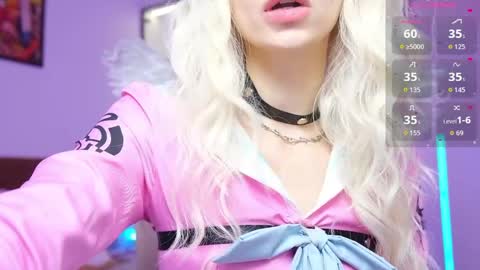 Holli online show from May 2026 01:31:01 PM