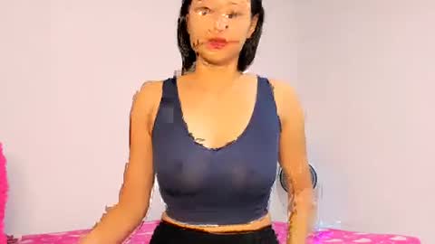 Snapshot of holly0550 chatting on June 2026 04:06:01 PM holly... online show from June 2026 04:06:01 PM