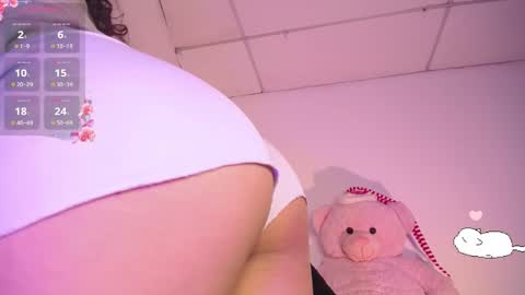 holly_16 online show from December 2024 02:27:01 AM