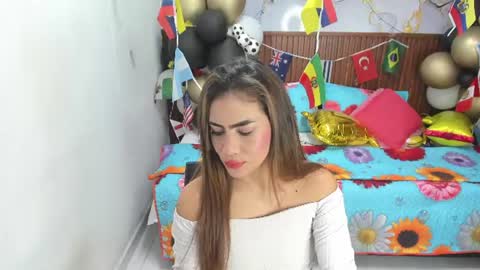 Holly 22 online show from July 2026 11:04:02 AM
