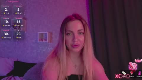 holly_molly8 online show from February 2025 11:41:01 PM