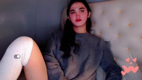 Snapshot of holly_sunshine69 chatting on May 2026 06:49:01 PM Apple online show from May 2026 06:49:01 PM