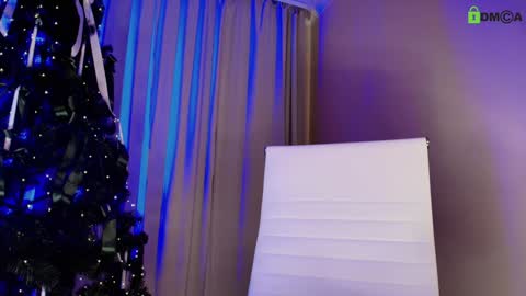 hollyextra online show from January 2025 10:23:01 PM