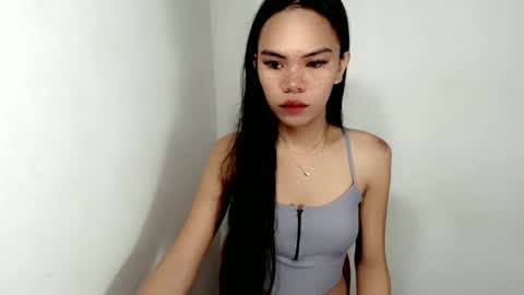 hollyhalo online show from October 2025 11:32:02 AM