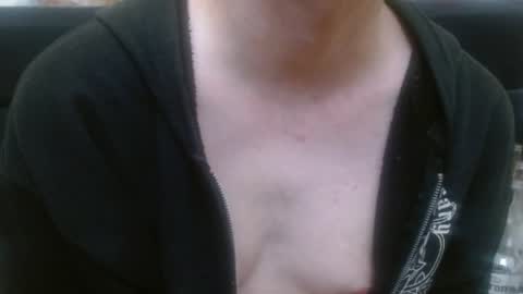 Holly Hawkes online show from June 2026 01:35:02 PM