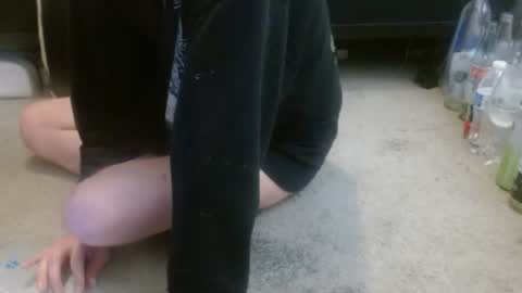 Holly Hawkes online show from July 2026 01:58:33 AM