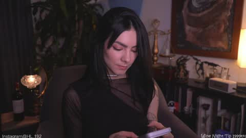 Holly Linder online show from April 2026 02:14:01 AM