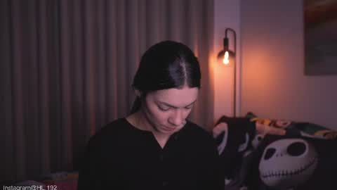 Holly Linder online show from June 2026 01:06:01 AM