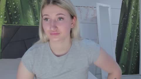 HollyTaillor online show from May 2026 05:23:02 AM
