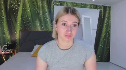 HollyTaillor online show from May 2026 05:24:01 AM