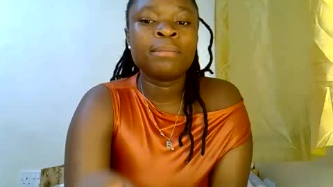 holy_ebony online show from May 2026 01:30:01 PM