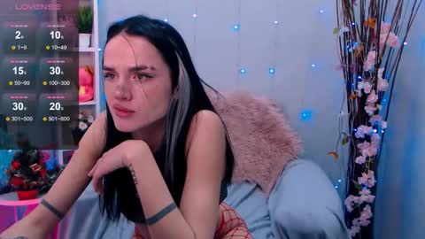 Snapshot of holy_girl_x chatting on January 2026 01:52:01 AM Holy girl online show from January 2026 01:52:01 AM