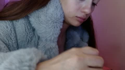 Juli online show from April 2026 03:26:01 AM