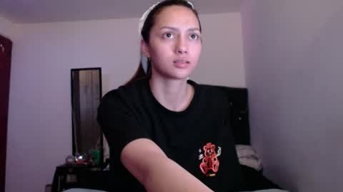 holy_julii online show from July 2026 03:52:02 AM