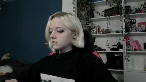 holy_mistresss online show from November 2025 09:17:02 AM