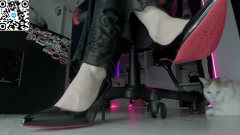holy_mistresss online show from July 2026 07:43:01 AM