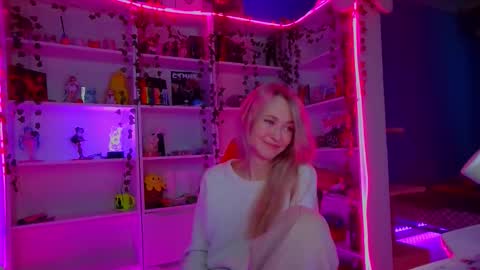 Snapshot of holy_rumi chatting on September 2025 10:42:02 AM Rumi online show from September 2025 10:42:02 AM