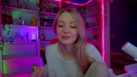 Snapshot of holy_rumi chatting on October 2025 12:04:02 PM Rumi online show from October 2025 12:04:02 PM