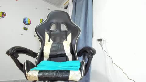 Holly online show from December 2024 02:32:01 AM