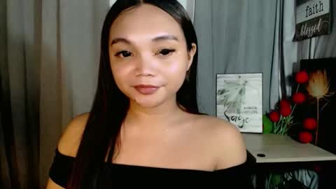 Bella online show from May 2026 11:14:02 PM