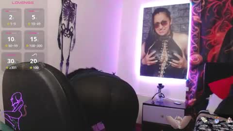 Milena online show from June 2026 08:37:02 PM
