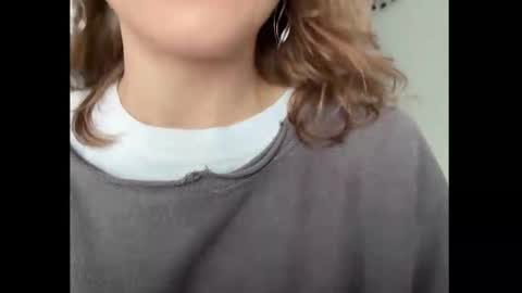Snapshot of holydori chatting on November 2025 07:30:02 AM dori not holy get my tg channel with link from description under last photo online show from November 2025 07:30:02 AM