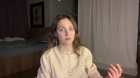 Snapshot of holydori chatting on April 2026 10:20:01 PM dori not holy get my tg channel with link from description under last photo online show from April 2026 10:20:01 PM
