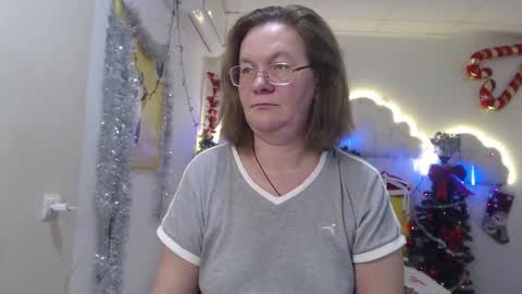 Snapshot of holymilfa chatting on January 2025 02:08:02 PM holymilfa online show from January 2025 02:08:02 PM