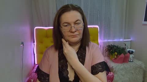 Snapshot of holymilfa chatting on February 2025 07:36:02 AM holymilfa online show from February 2025 07:36:02 AM