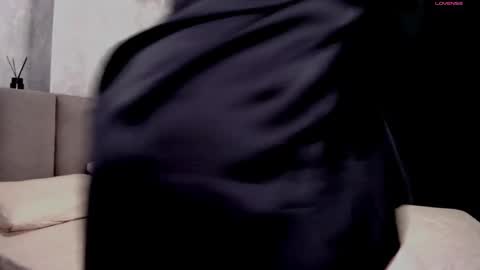 holysinner83 online show from November 2025 06:51:02 PM