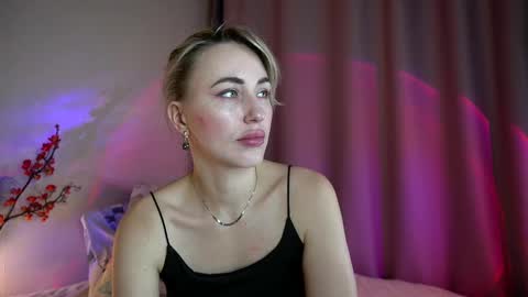 Snapshot of holyyy_fuck chatting on March 2025 01:23:02 PM Vicky my another account here - desperate clit online show from March 2025 01:23:02 PM