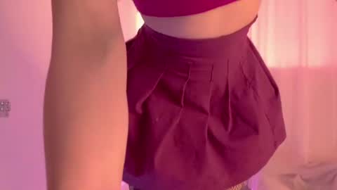 honeeeey_ online show from June 2026 10:34:02 PM