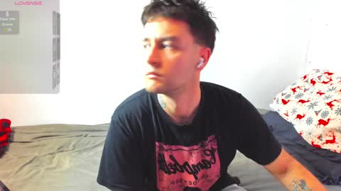 Snapshot of honestandrew chatting on January 2025 09:21:02 AM Andrew online show from January 2025 09:21:02 AM