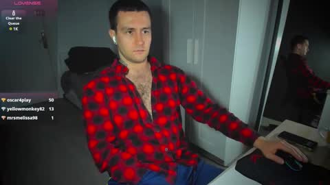 Snapshot of honestandrew chatting on February 2025 09:58:02 AM Andrew online show from February 2025 09:58:02 AM