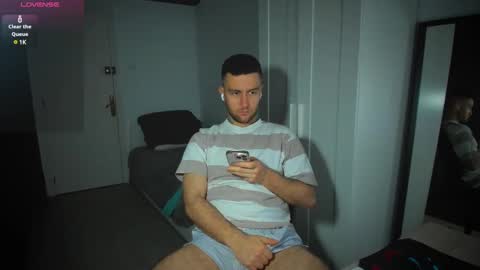 Snapshot of honestandrew chatting on February 2025 04:42:02 PM Andrew online show from February 2025 04:42:02 PM