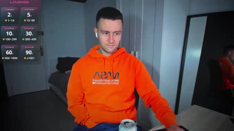 Snapshot of honestandrew chatting on February 2025 02:20:02 PM Andrew online show from February 2025 02:20:02 PM