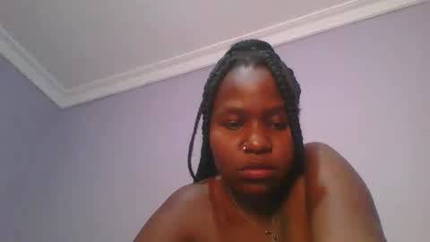 honey_beb online show from October 2025 07:15:02 PM
