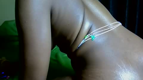 Honey-Belle online show from June 2026 06:19:02 AM
