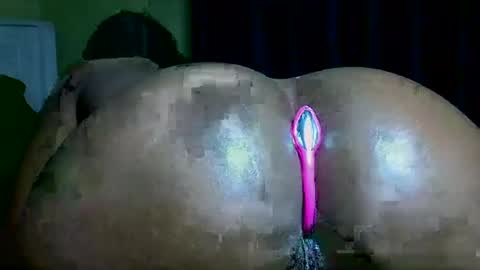 Honey-Belle online show from June 2026 07:55:01 AM