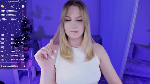 Snapshot of honey_blondee chatting on March 2026 10:00:02 PM Tammy online show from March 2026 10:00:02 PM