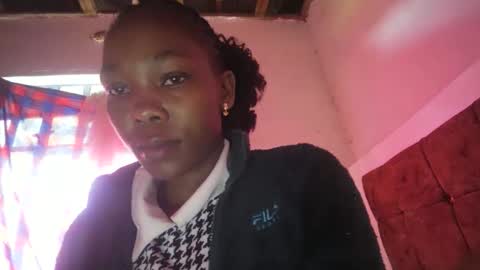 Snapshot of honey_bunny0 chatting on October 2025 06:12:01 AM honey_bunny0 online show from October 2025 06:12:01 AM