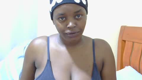 honey_caddy online show from June 2026 04:43:02 AM