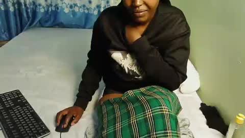 honey_caddy online show from July 2026 05:42:02 PM