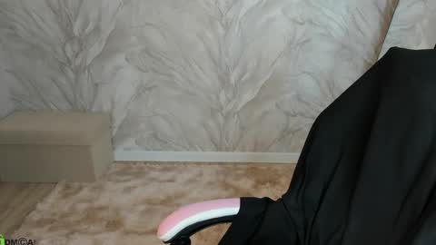 Honey online show from April 2026 01:47:01 AM