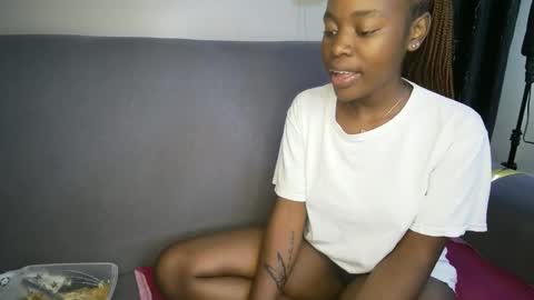 Snapshot of honey_drop1 chatting on January 2026 12:26:02 AM honey drop online show from January 2026 12:26:02 AM