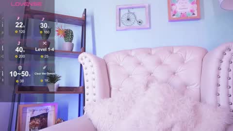 Snapshot of honey_fox01 chatting on February 2026 09:18:02 PM HONEY online show from February 2026 09:18:02 PM