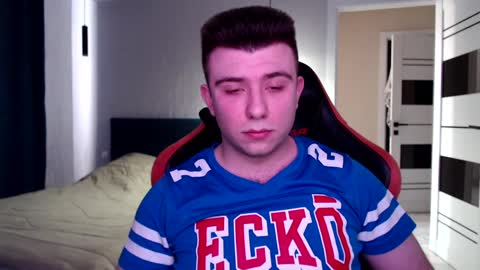 Snapshot of honey_furry chatting on January 2025 10:27:02 AM Wolfy online show from January 2025 10:27:02 AM