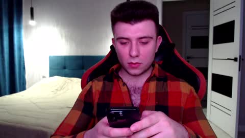 Snapshot of honey_furry chatting on January 2025 04:48:01 PM Wolfy online show from January 2025 04:48:01 PM