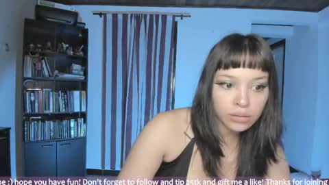 Snapshot of honey_hoe chatting on May 2026 02:18:02 AM Lau online show from May 2026 02:18:02 AM